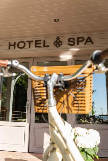 Electric Bike &amp; Car Rental Cap Ferret · Hotel Côté Sable